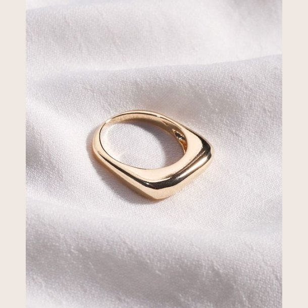 Lisa ring