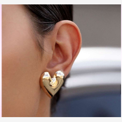 Heart Gold hoops